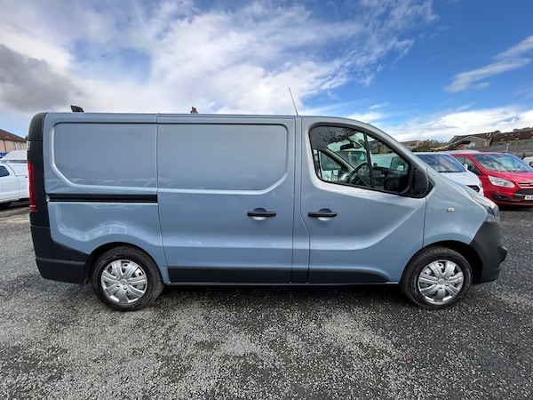 Used Vauxhall Vivaro 2018 for sale - 76217356: Photo 12