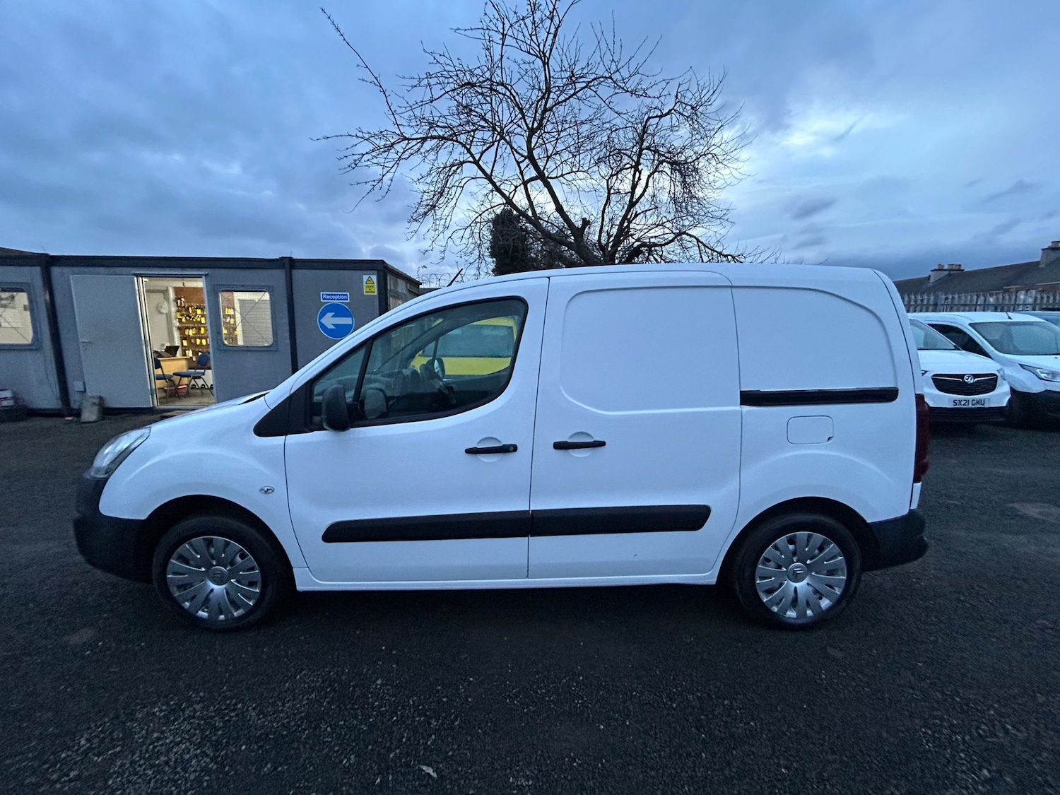 Used Citroen Berlingo 2018 for sale - 77708265: Photo 2