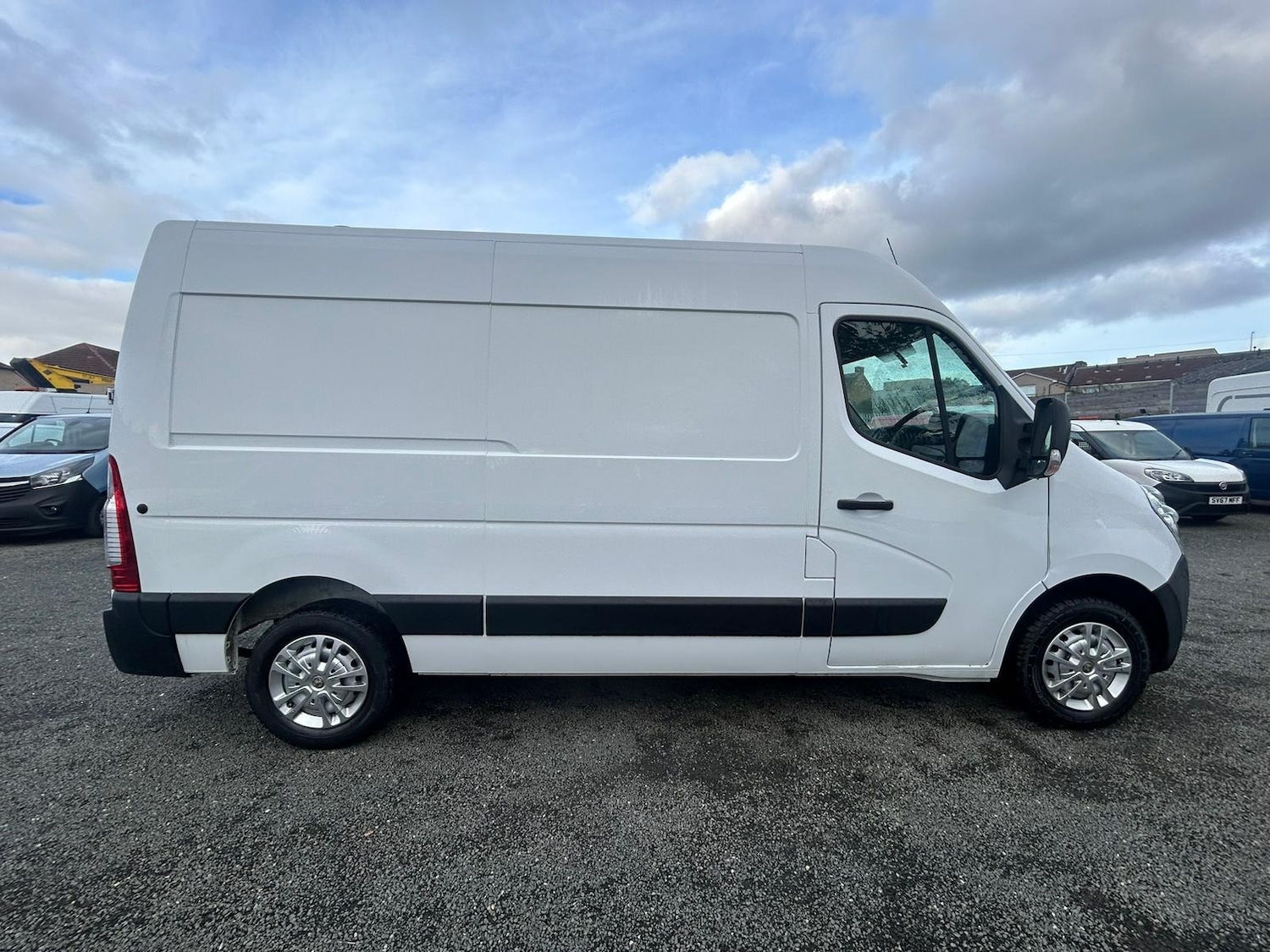 Used Vauxhall Movano 2018 for sale - 76421286: Photo 3