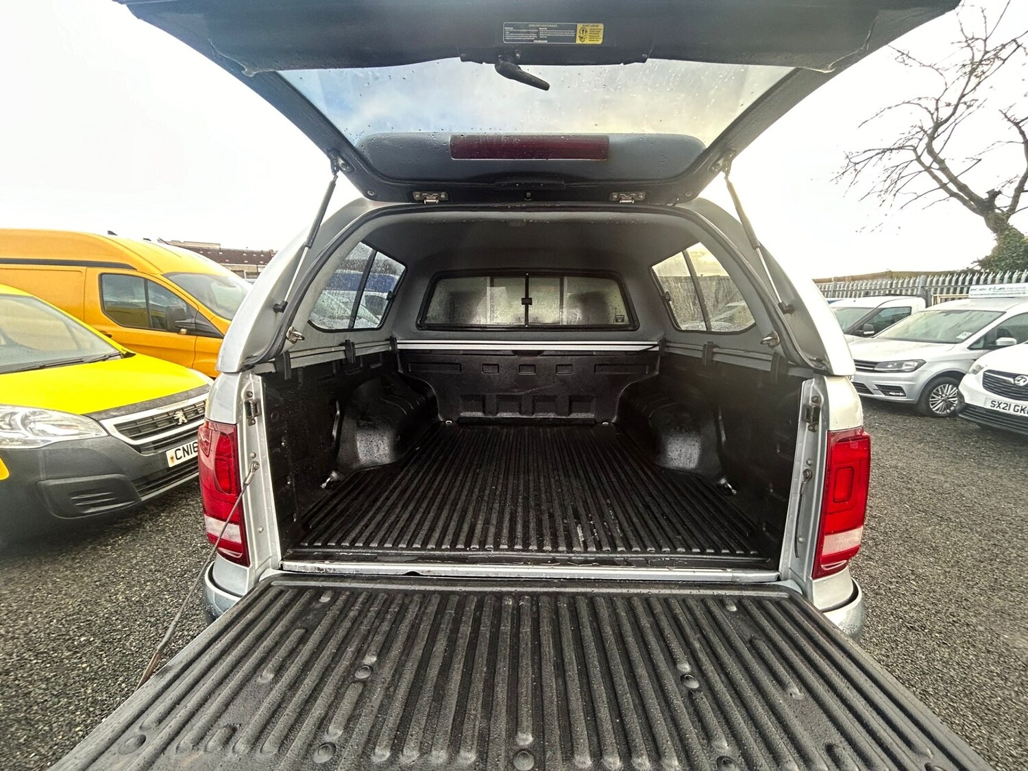 Used Volkswagen Amarok 2020 for sale - 78207347: Photo 4