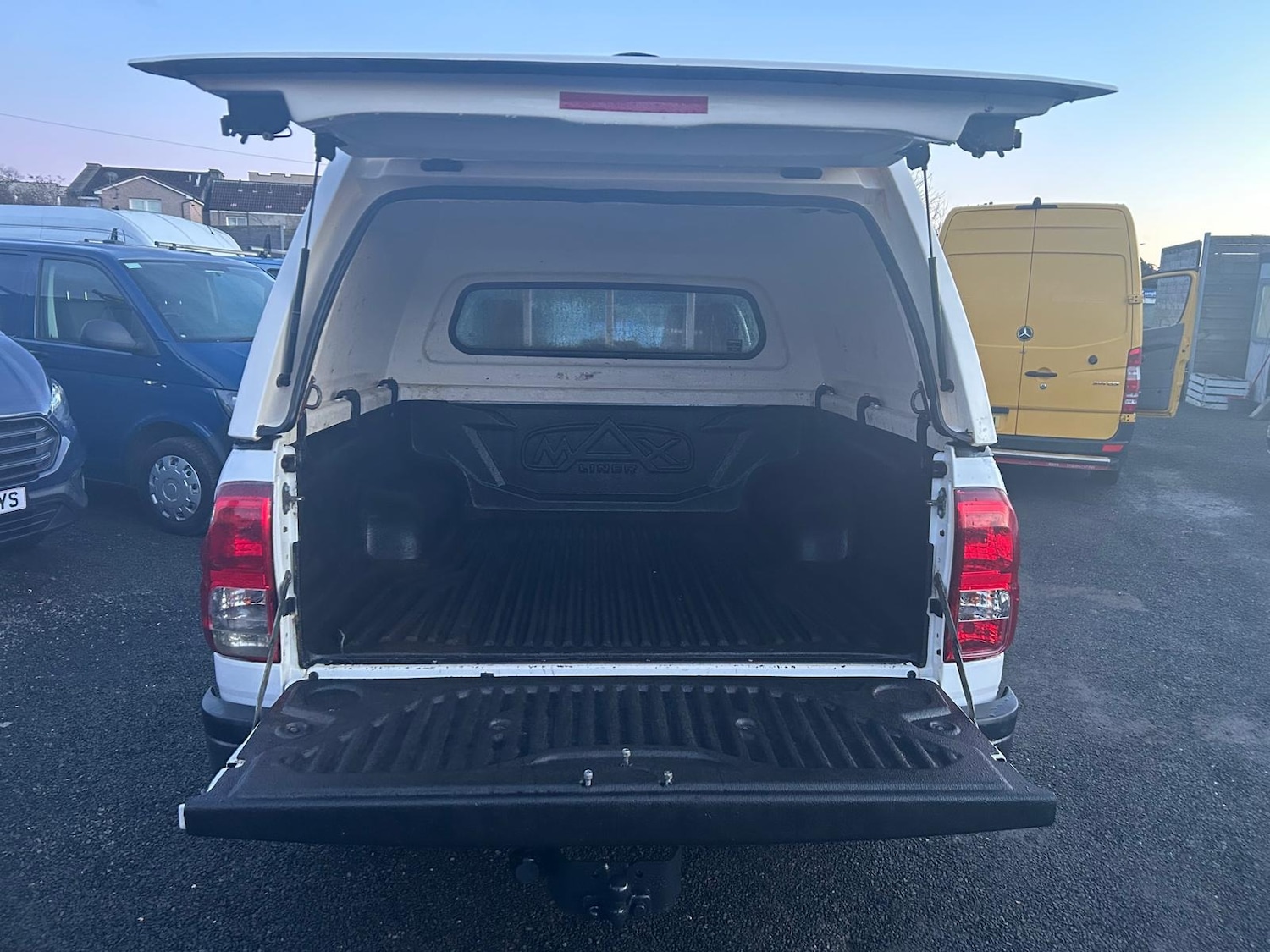 Used Toyota Hilux 2018 for sale - 77282263: Photo 11