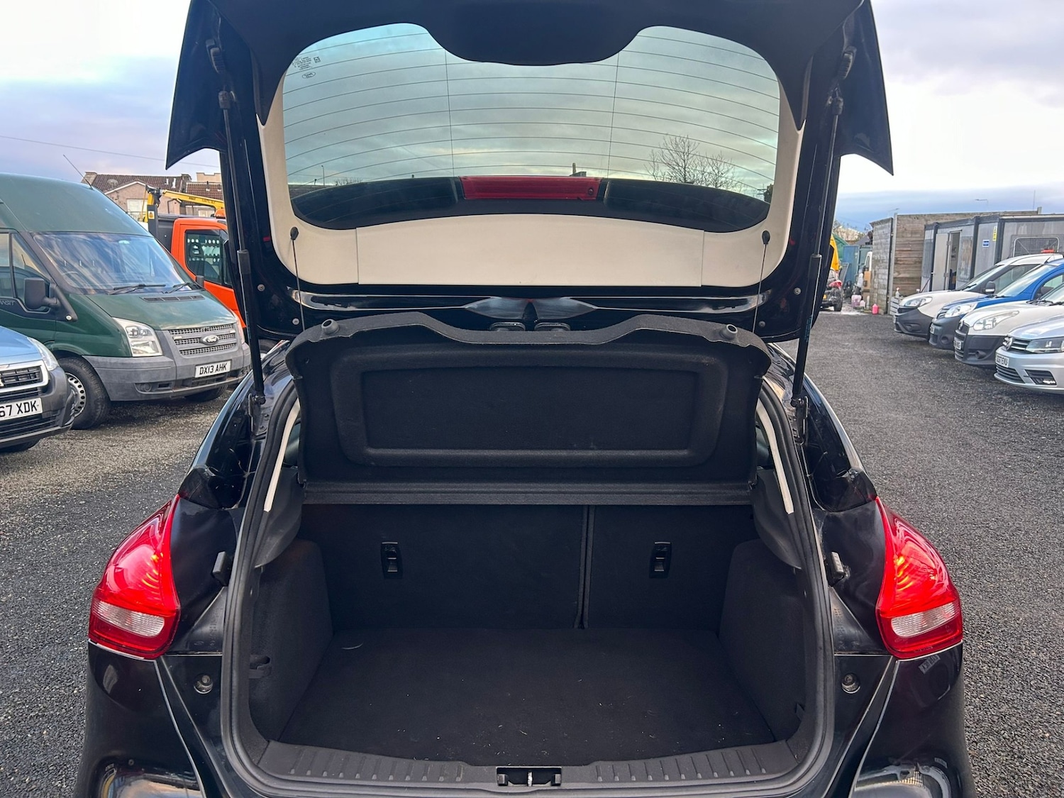 Used Ford Focus 2018 for sale - 76705283: Photo 9