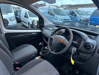 Used Peugeot Bipper 2015 for sale - 77558780: Photo