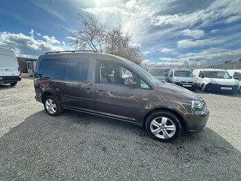 Used Volkswagen Caddy Maxi Life 2013 for sale - 78432431: Photo