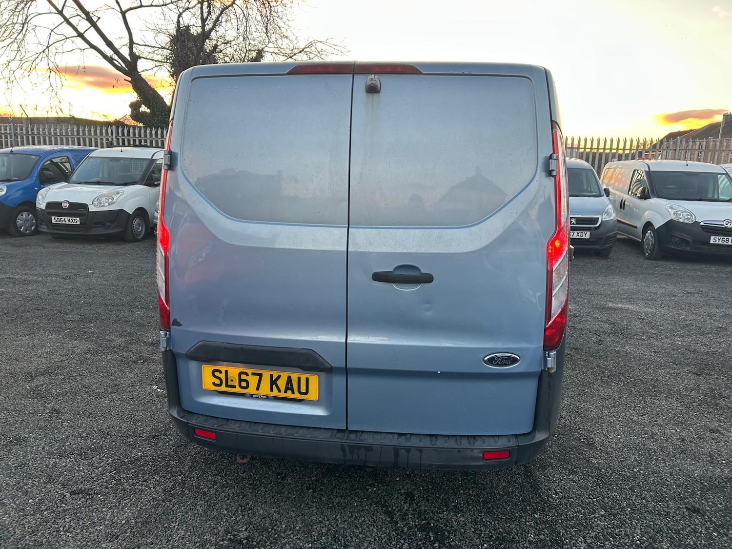 Used Ford Transit Custom 2017 for sale - 77899086: Photo 10