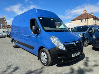 Vauxhall - Movano