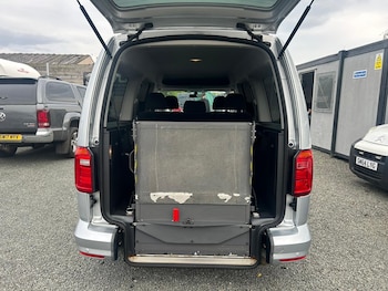 Used Volkswagen Caddy Maxi Life 2018 for sale - 75535354: Photo