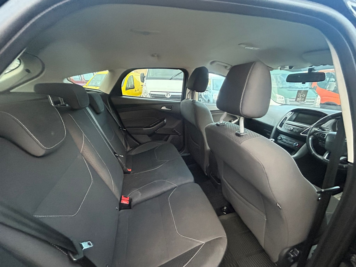 Used Ford Focus 2018 for sale - 76875315: Photo 2