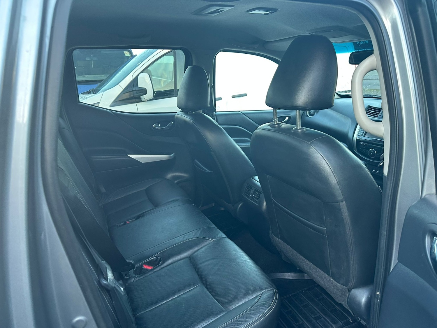 Used Nissan Navara 2017 for sale - 78129409: Photo 10