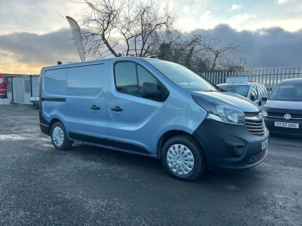 Used Vauxhall Vivaro 2016 for sale - 76205310: Photo 2