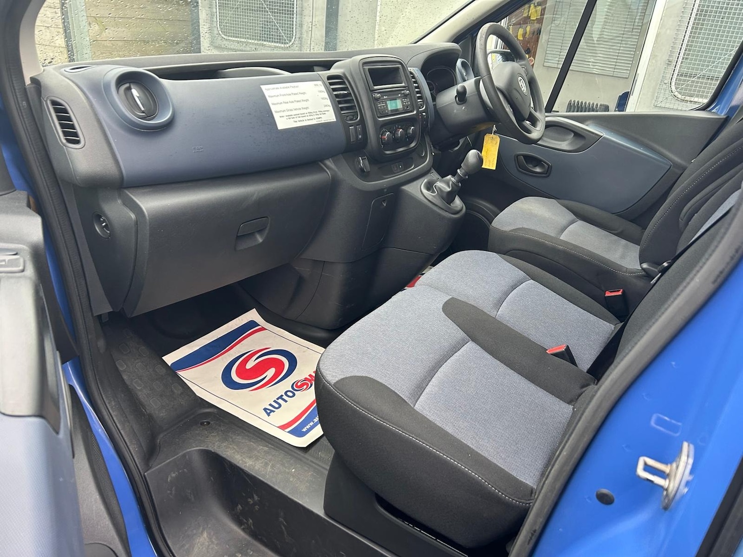 Used Vauxhall Vivaro 2018 for sale - 76378938: Photo 4