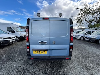 Vauxhall - Vivaro