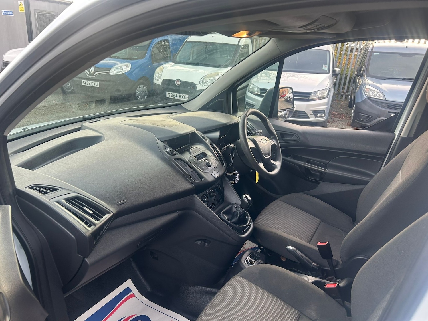 Used Ford Transit Connect 2014 for sale - 76355470: Photo 11