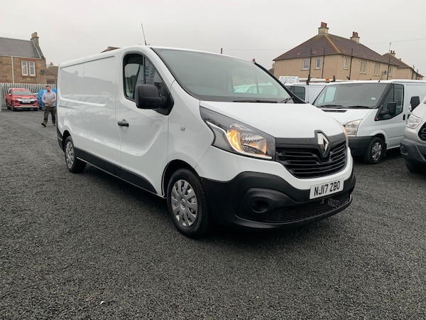 Used Renault Trafic 2017 for sale - 76191747: Photo 2