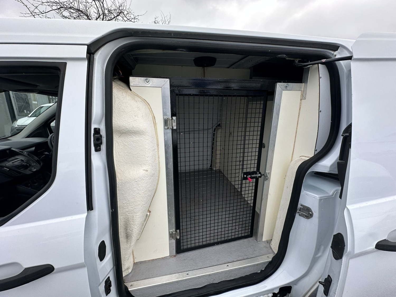 Used Ford Transit Connect 2014 for sale - 77811115: Photo 10