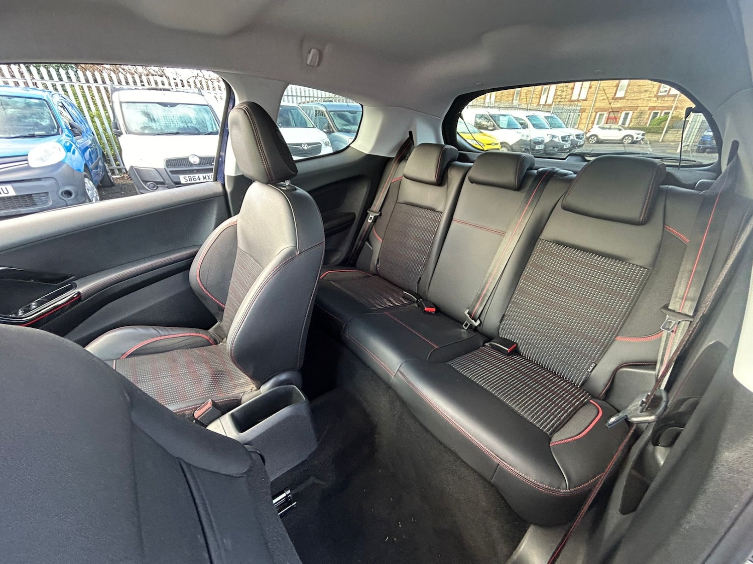 Used Peugeot 208 2016 for sale - 77269618: Photo 7