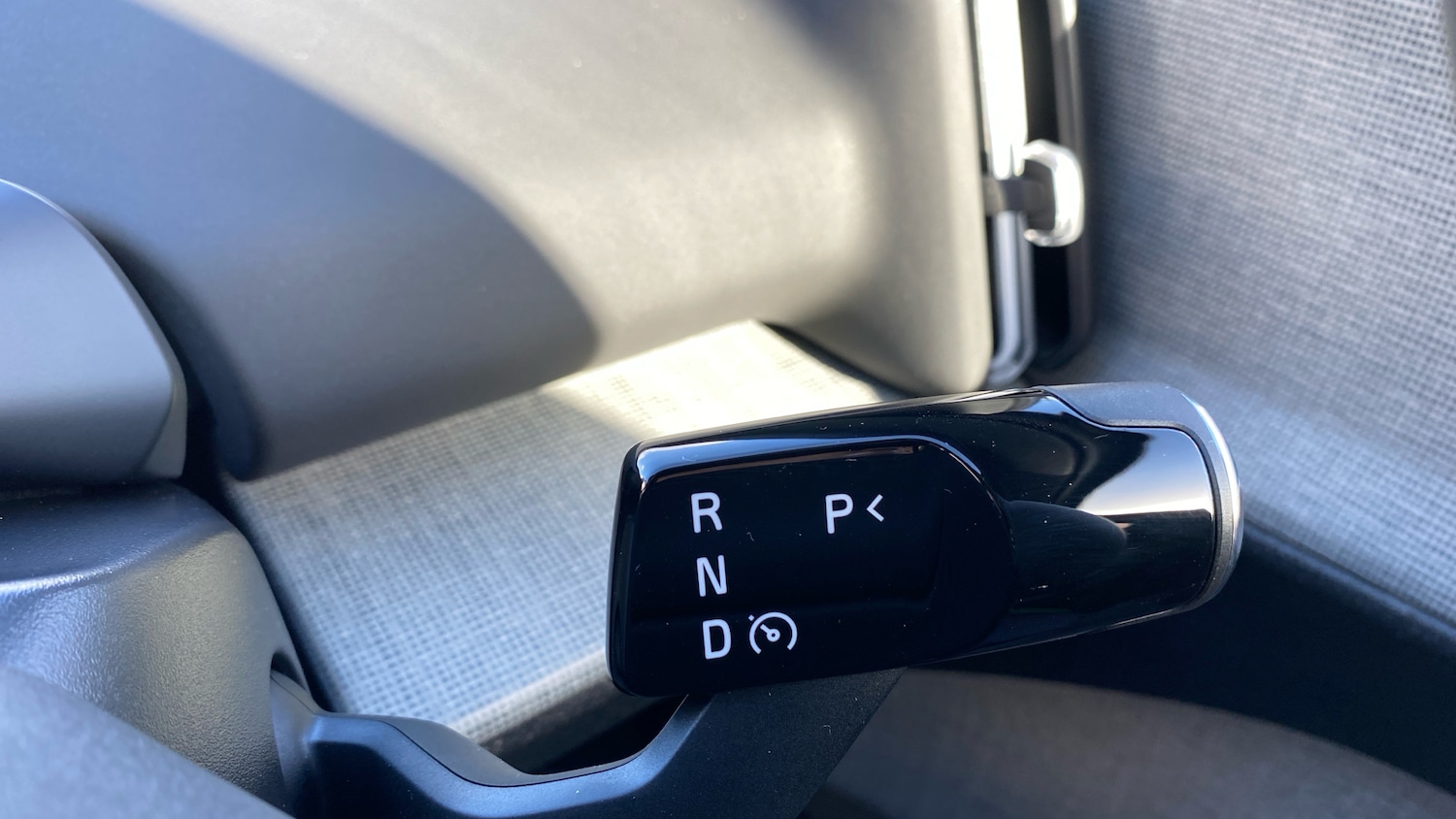 Used Volvo EX30 2025 for sale - 76490318: Photo 14