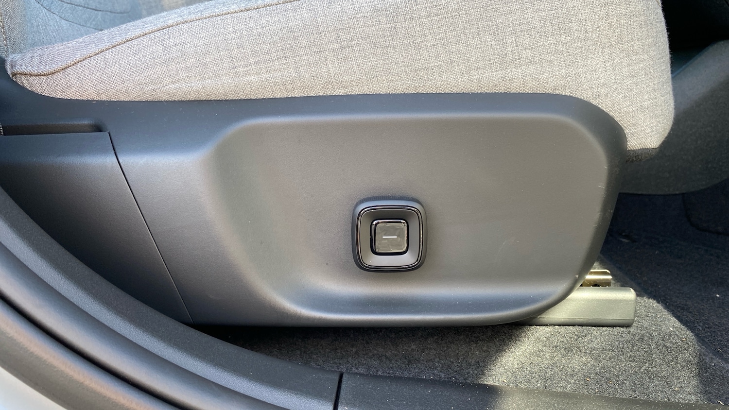 Used Volvo EX30 2025 for sale - 76490318: Photo 39