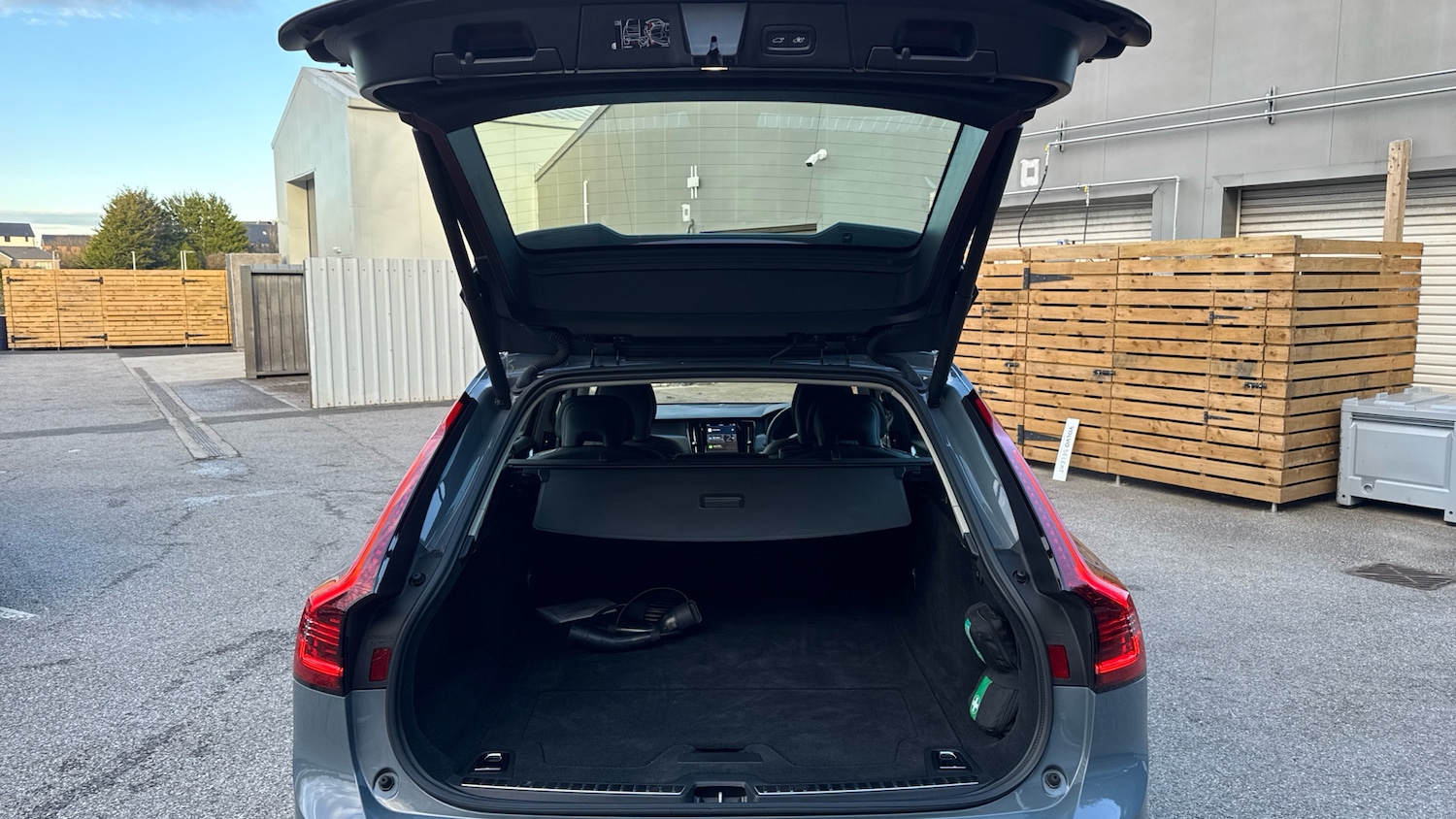 Used Volvo V90 2023 for sale - 77033343: Photo 13