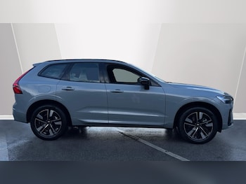 Used Volvo XC60 2025 for sale - 76542800: Photo