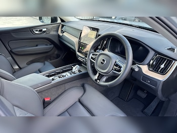 Used Volvo XC60 2025 for sale - 76542800: Photo