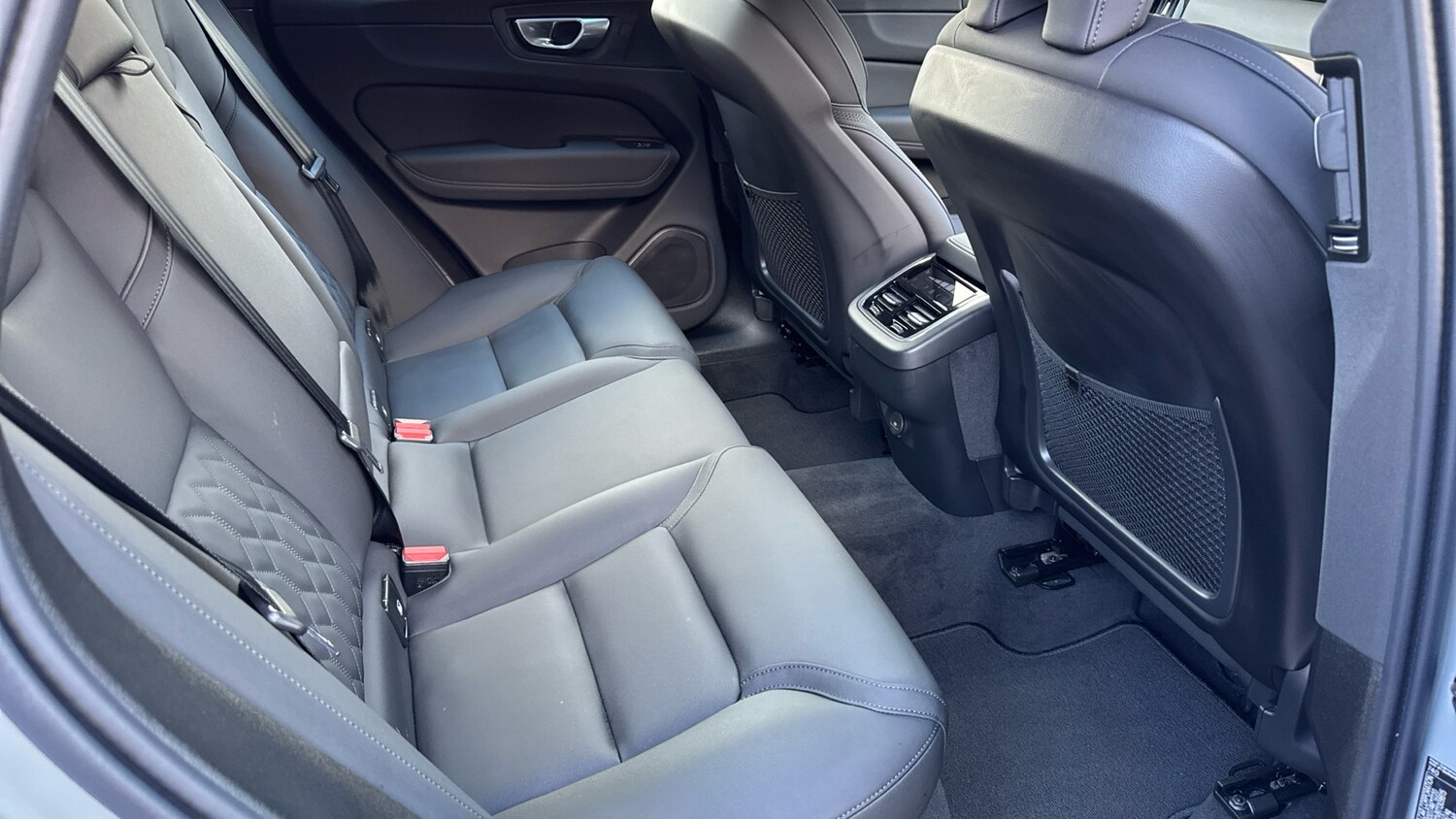 Used Volvo XC60 2025 for sale - 76542800: Photo 6