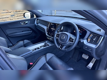 Used Volvo XC60 2021 for sale - 77033345: Photo