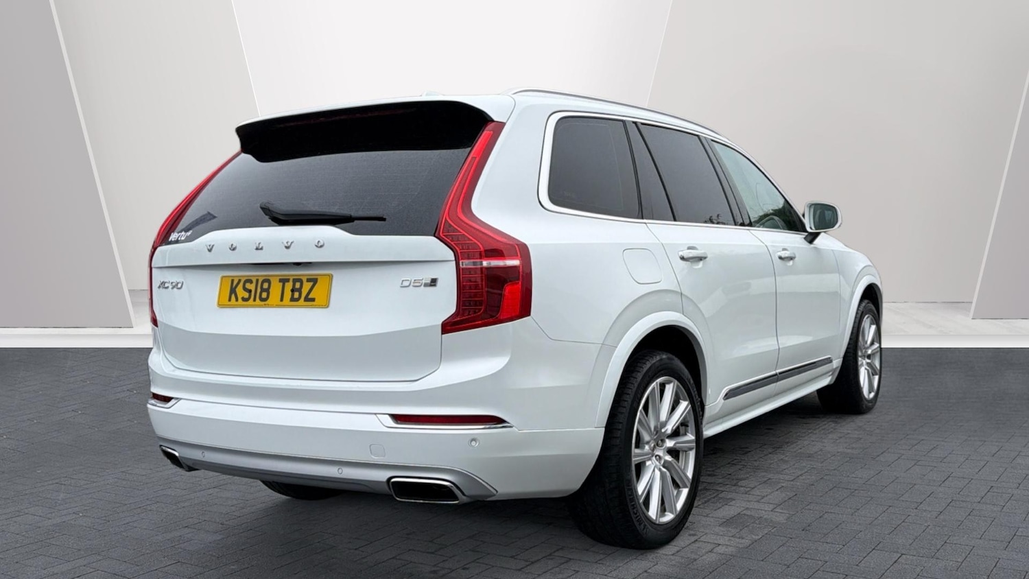 Used Volvo XC90 2018 for sale - 77851194: Photo 2