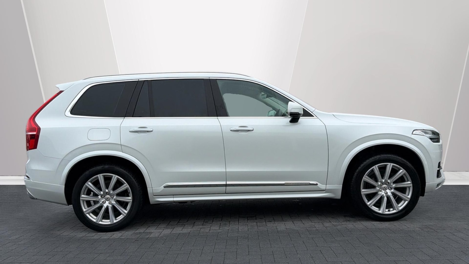 Used Volvo XC90 2018 for sale - 77851194: Photo 3