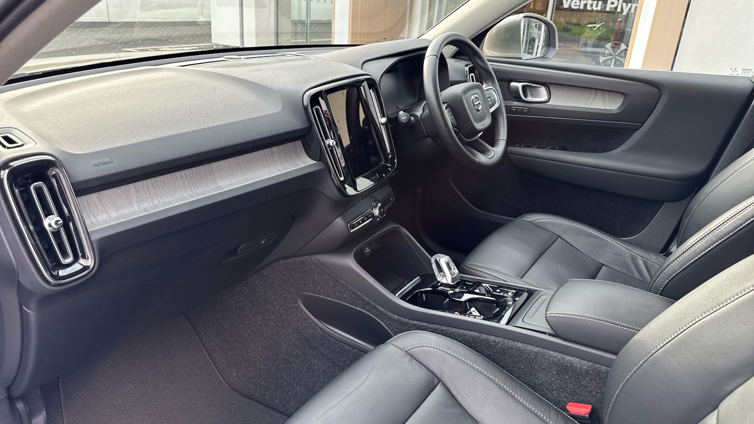 Used Volvo XC40 2020 for sale - 76494388: Photo 4