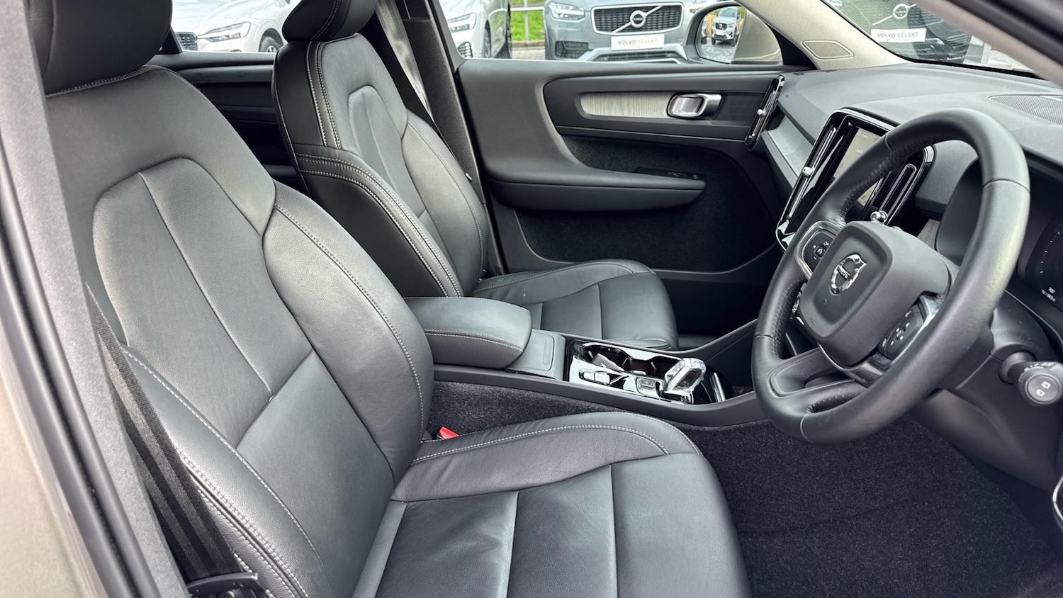 Used Volvo XC40 2020 for sale - 76494388: Photo 9