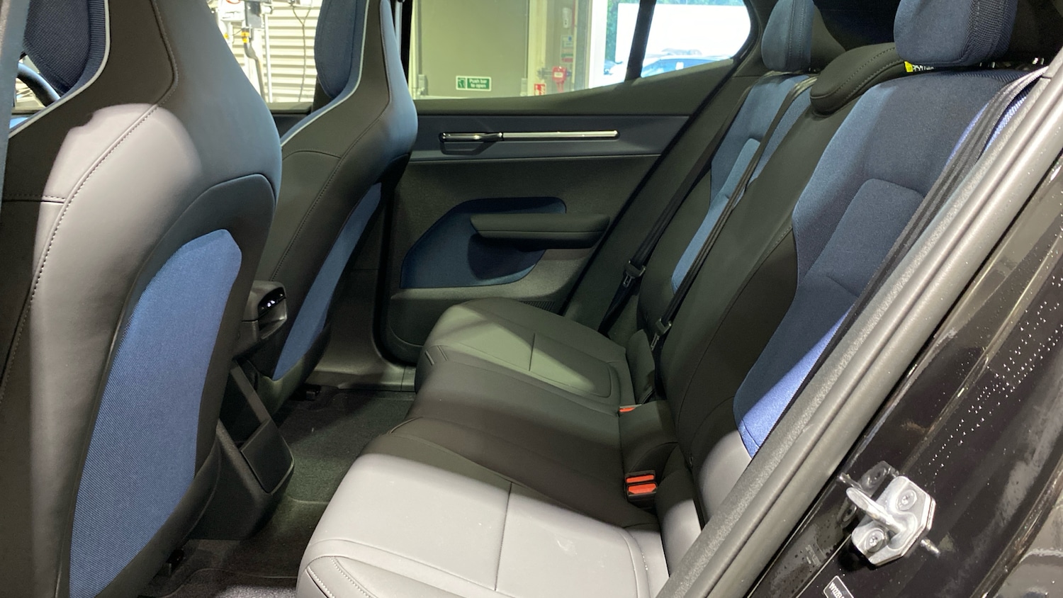 Used Volvo EX30 2025 for sale - 76542755: Photo 10