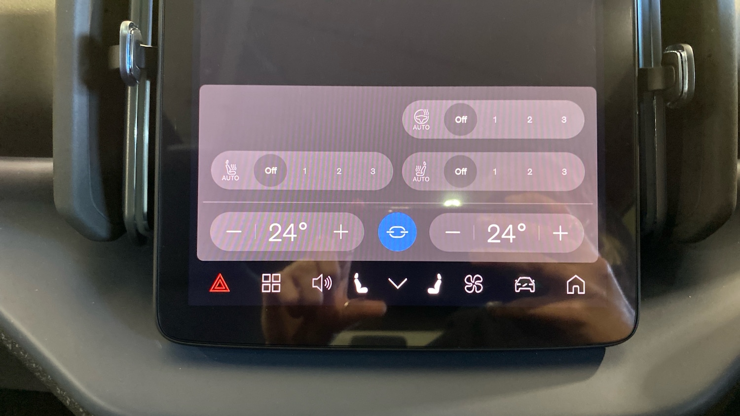 Used Volvo EX30 2025 for sale - 76542755: Photo 25