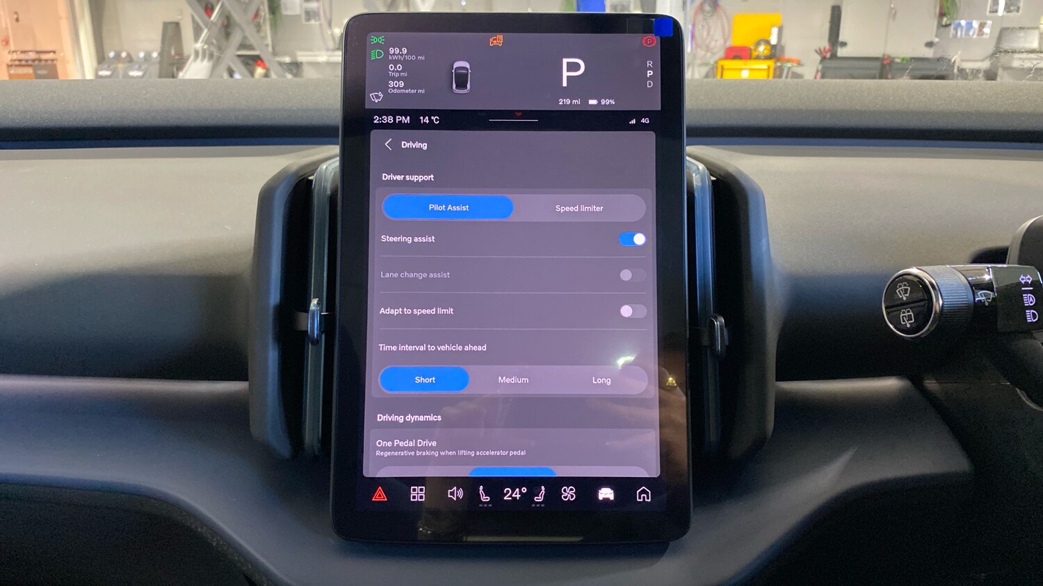 Used Volvo EX30 2025 for sale - 76542755: Photo 30