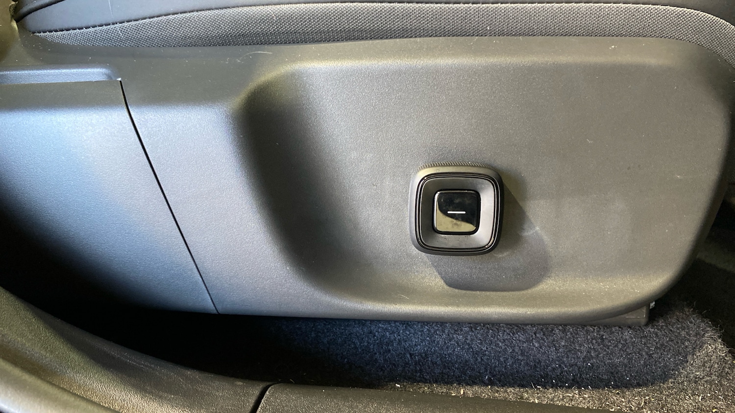 Used Volvo EX30 2025 for sale - 76542755: Photo 38