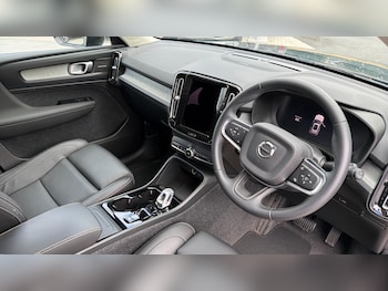 Used Volvo XC40 2025 for sale - 79385811: Photo