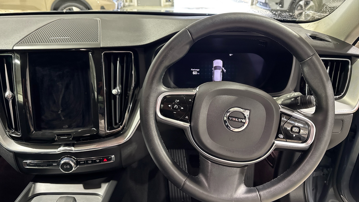 Used Volvo XC60 2022 for sale - 77070794: Photo 10