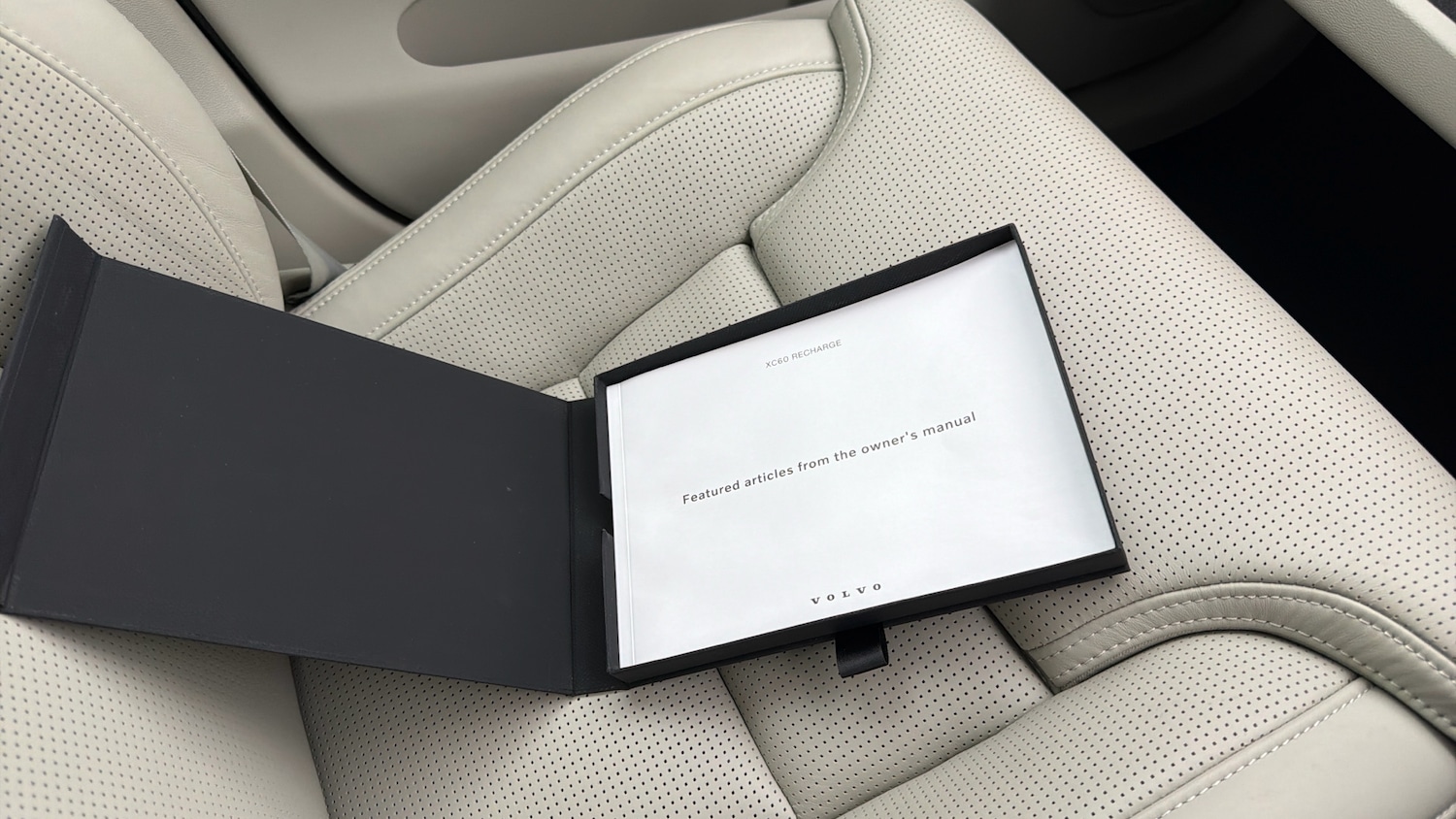 Used Volvo XC60 2021 for sale - 77676175: Photo 14