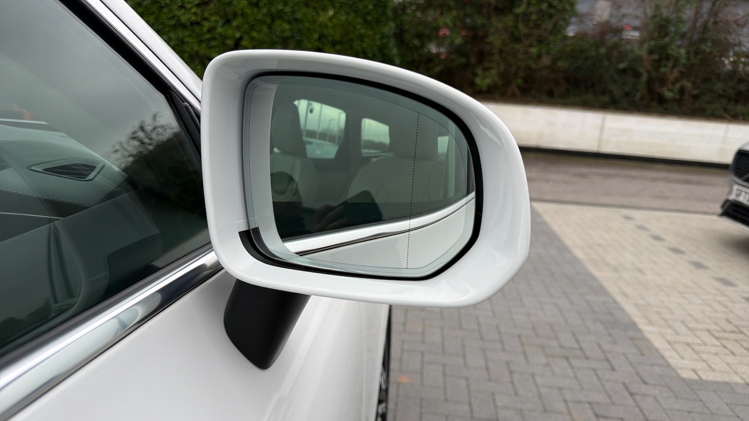 Used Volvo XC60 2021 for sale - 77676175: Photo 31