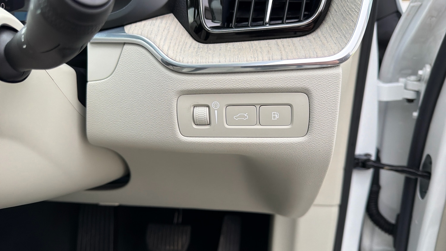 Used Volvo XC60 2021 for sale - 77676175: Photo 34