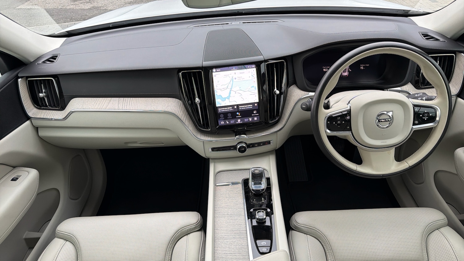 Used Volvo XC60 2021 for sale - 77676175: Photo 5