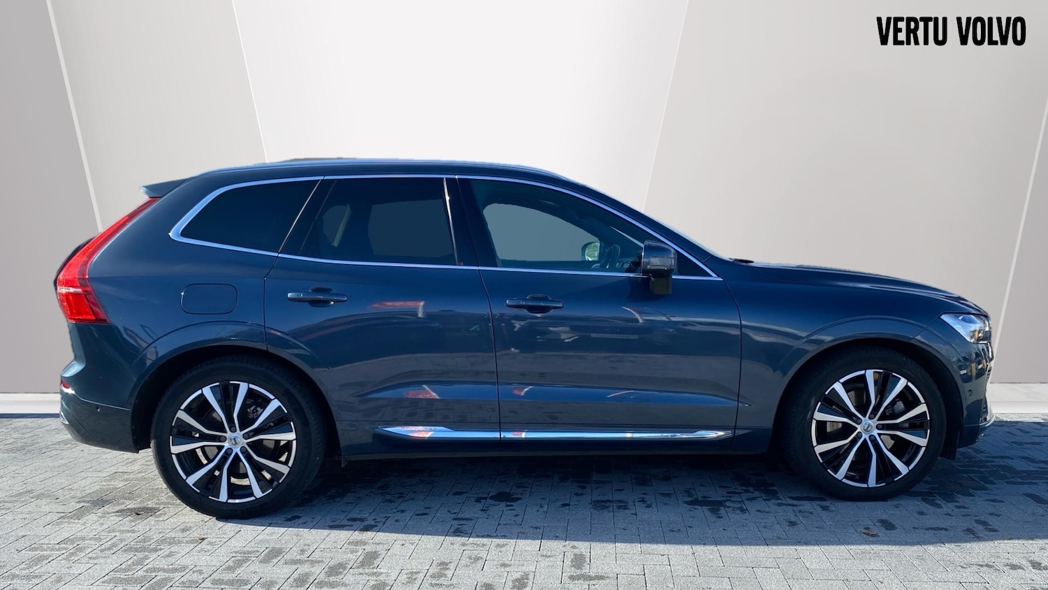 Used Volvo XC60 2023 for sale - 76681565: Photo 3