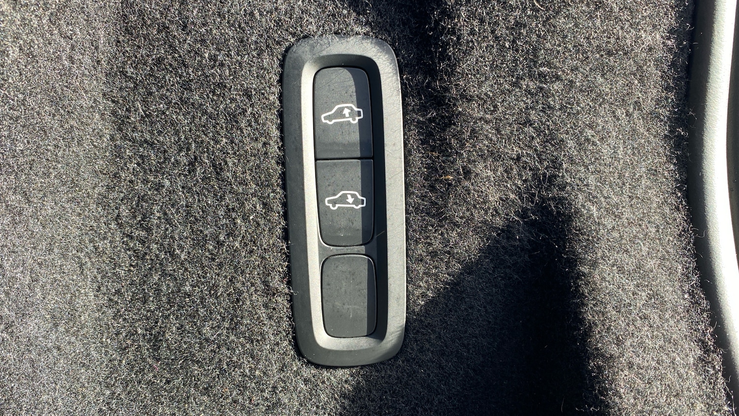 Used Volvo XC60 2023 for sale - 76681565: Photo 44