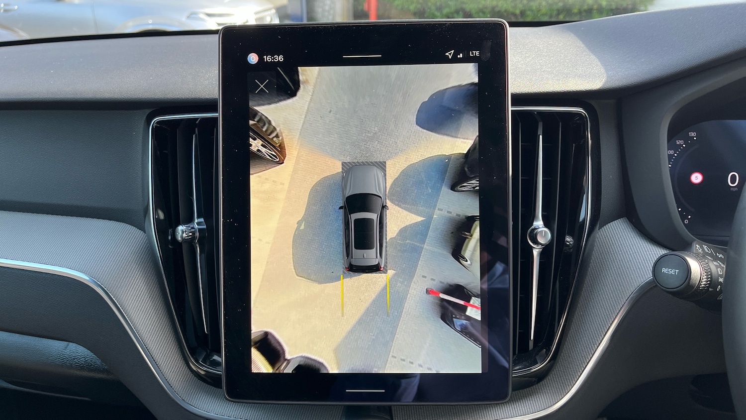 Used Volvo XC60 2025 for sale - 78197267: Photo 18