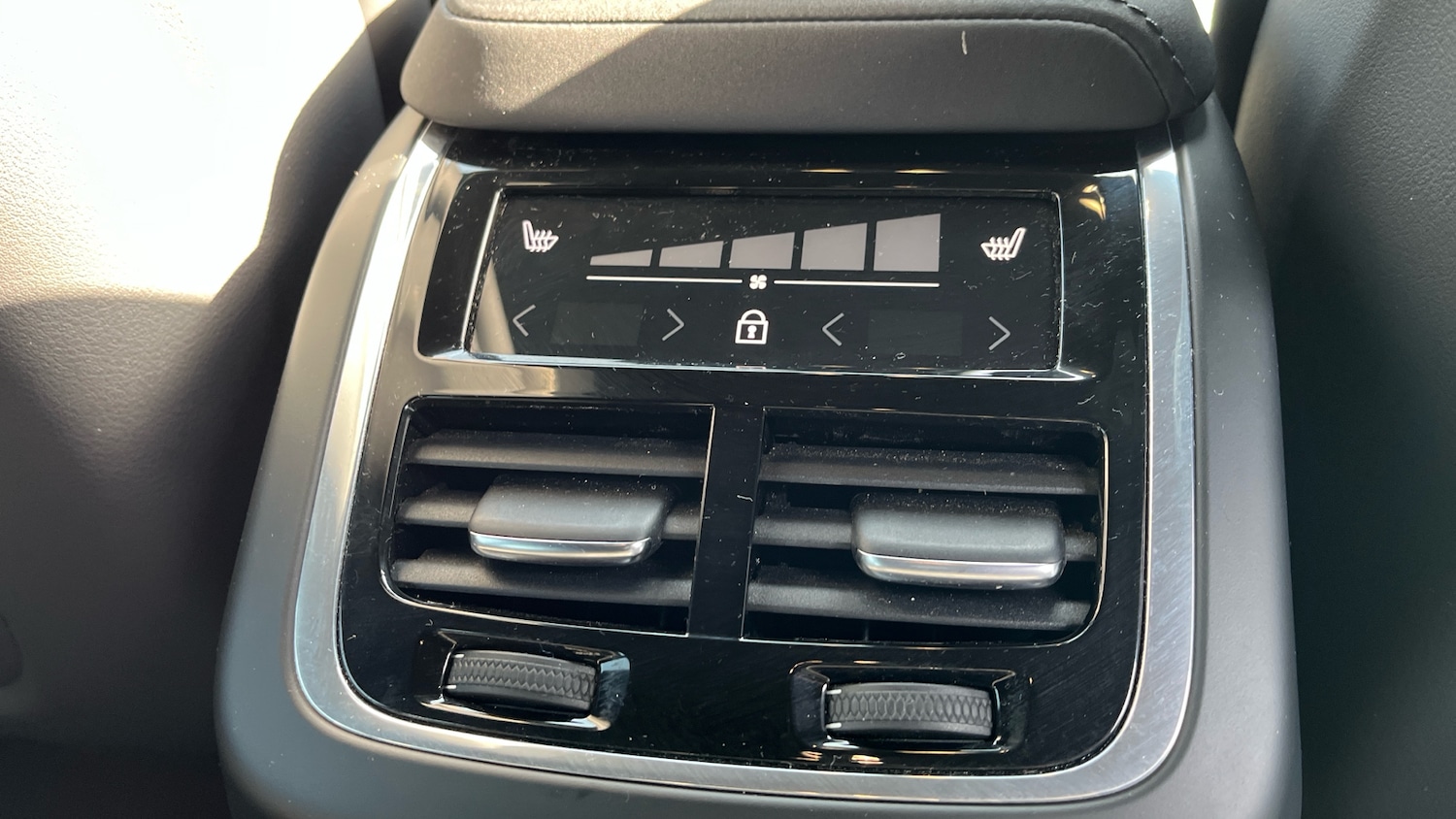 Used Volvo XC60 2025 for sale - 78197267: Photo 34