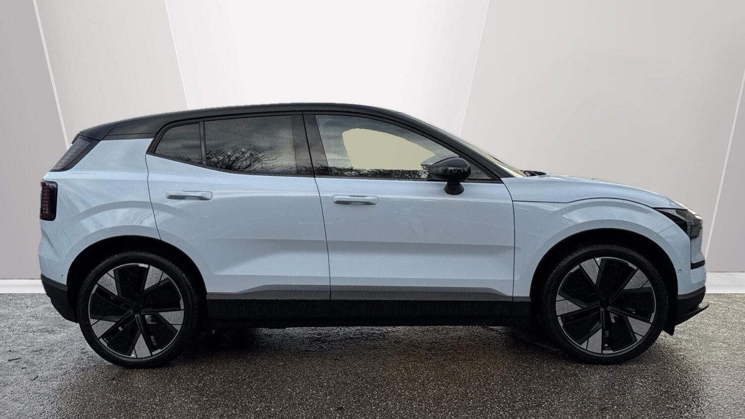 Used Volvo EX30 2025 for sale - 77505601: Photo 3