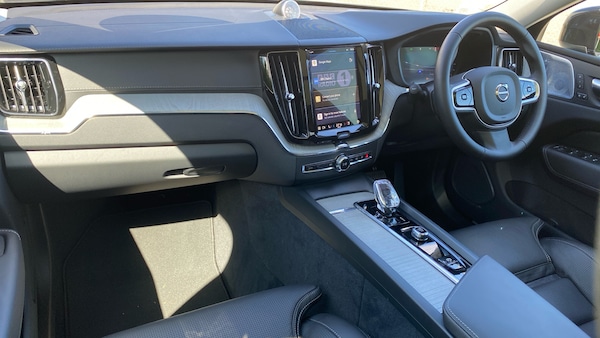 Used Volvo XC60 2024 for sale - 76207663: Photo 4