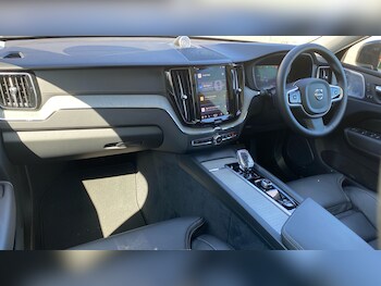Used Volvo XC60 2024 for sale - 76207663: Photo 4