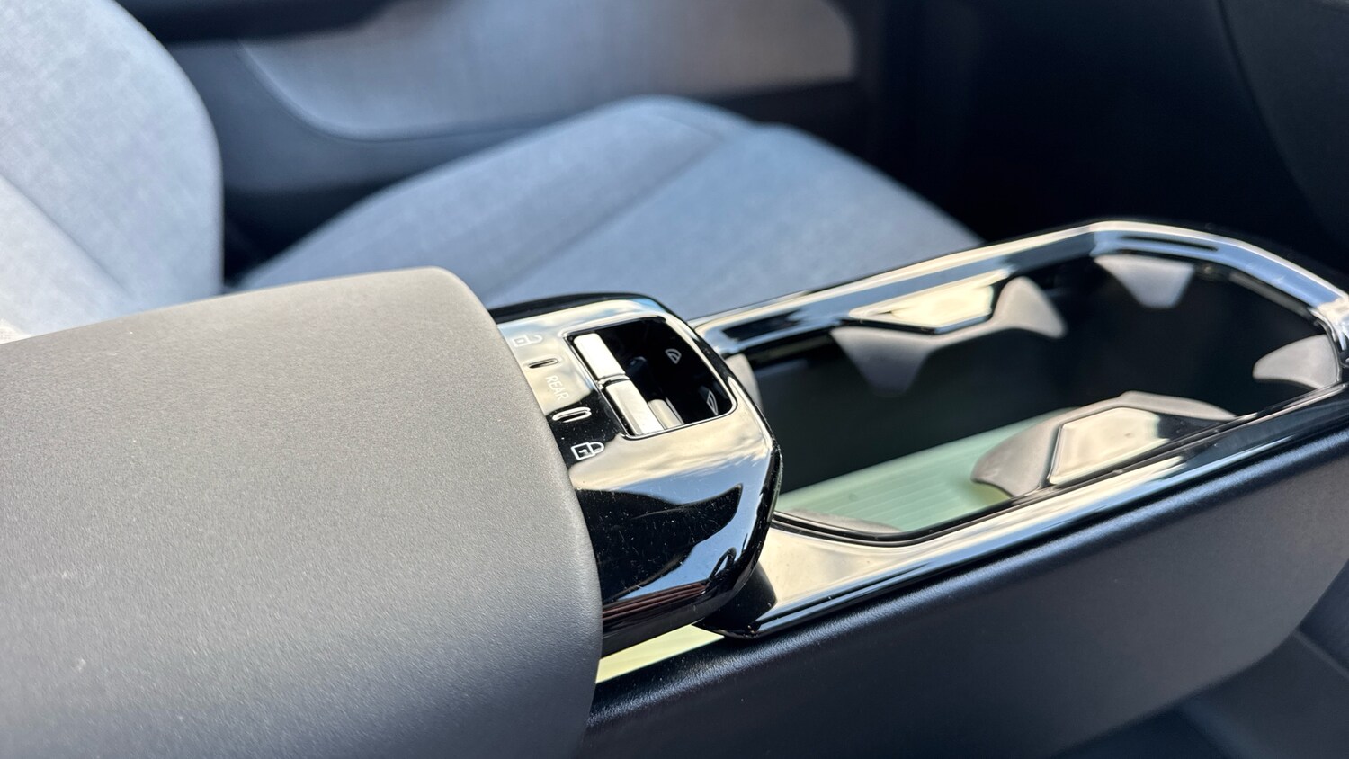 Used Volvo EX30 2025 for sale - 76542747: Photo 19