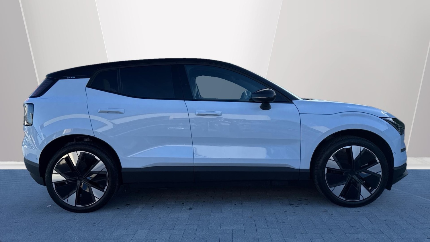 Used Volvo EX30 2025 for sale - 76542747: Photo 3